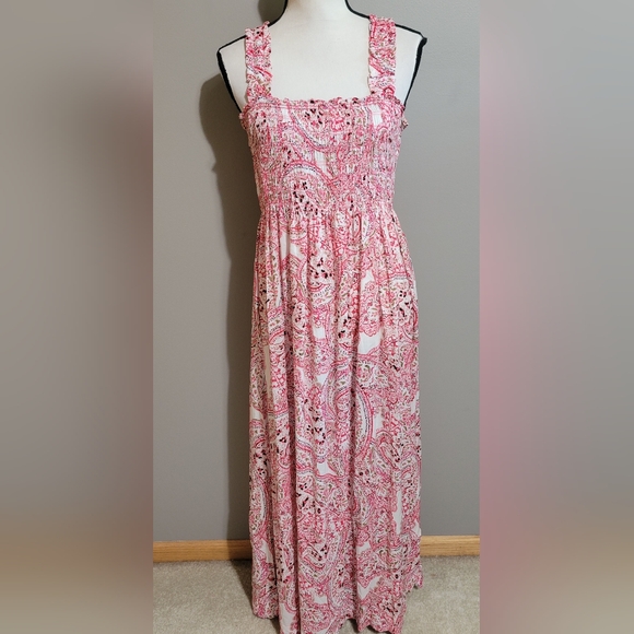 Calvin Klein Dresses & Skirts - Calvin Klein Paisley Maxi Dress